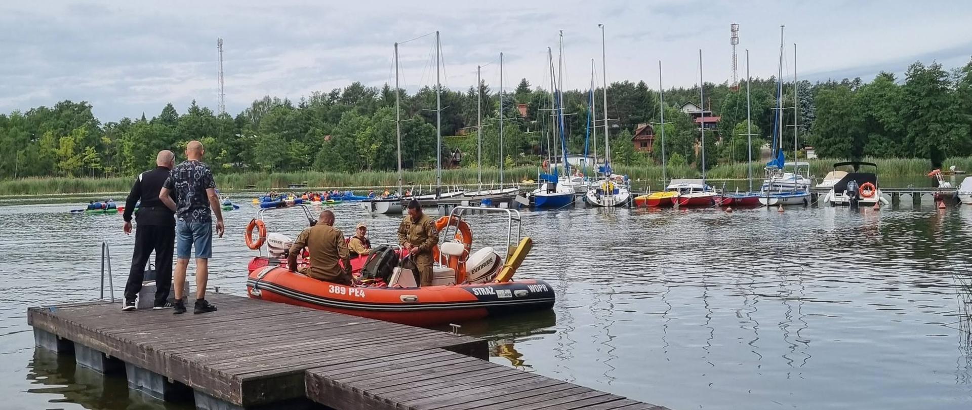 Zabezpieczenie spływu kajakowego w Olejnicy.