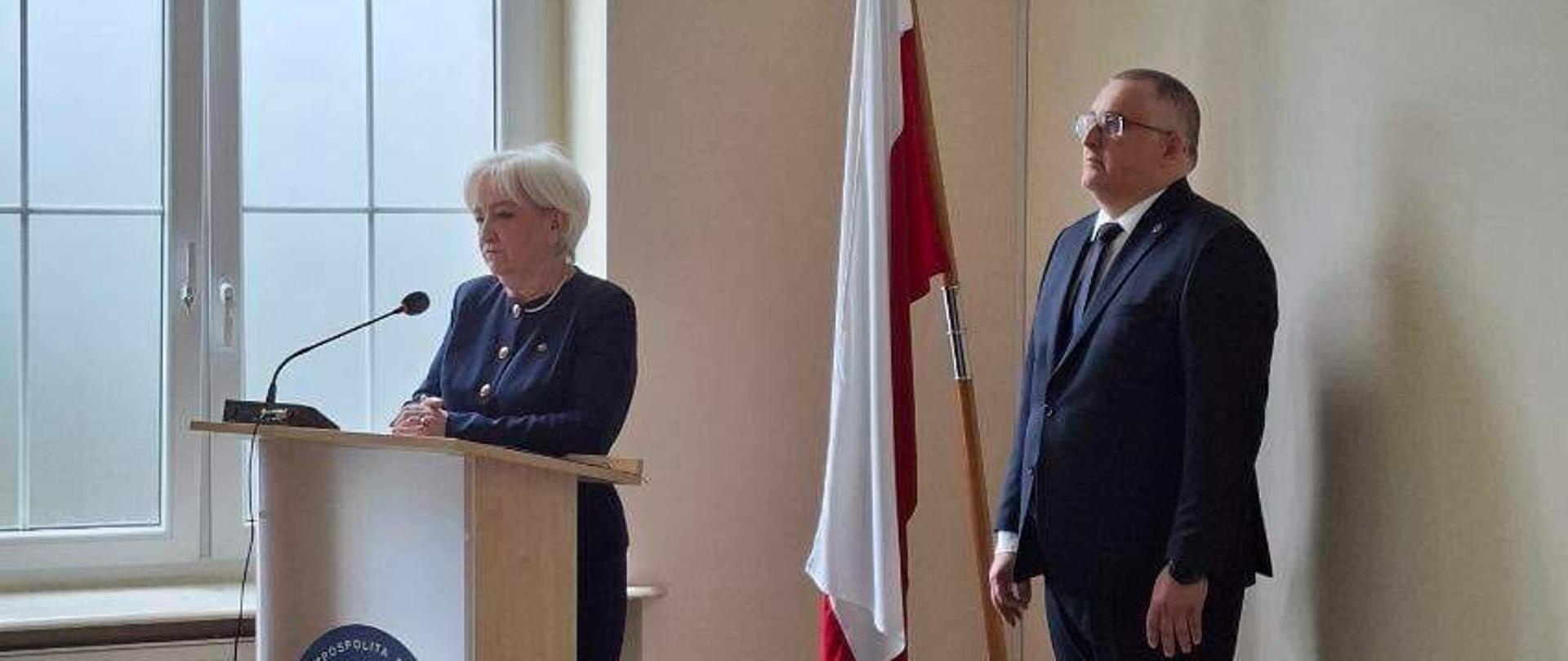 Wojewoda łódzki Dorota Ryl w łódzkiej delegaturze Agencji Bezpieczeństwa Wewnętrznego. 