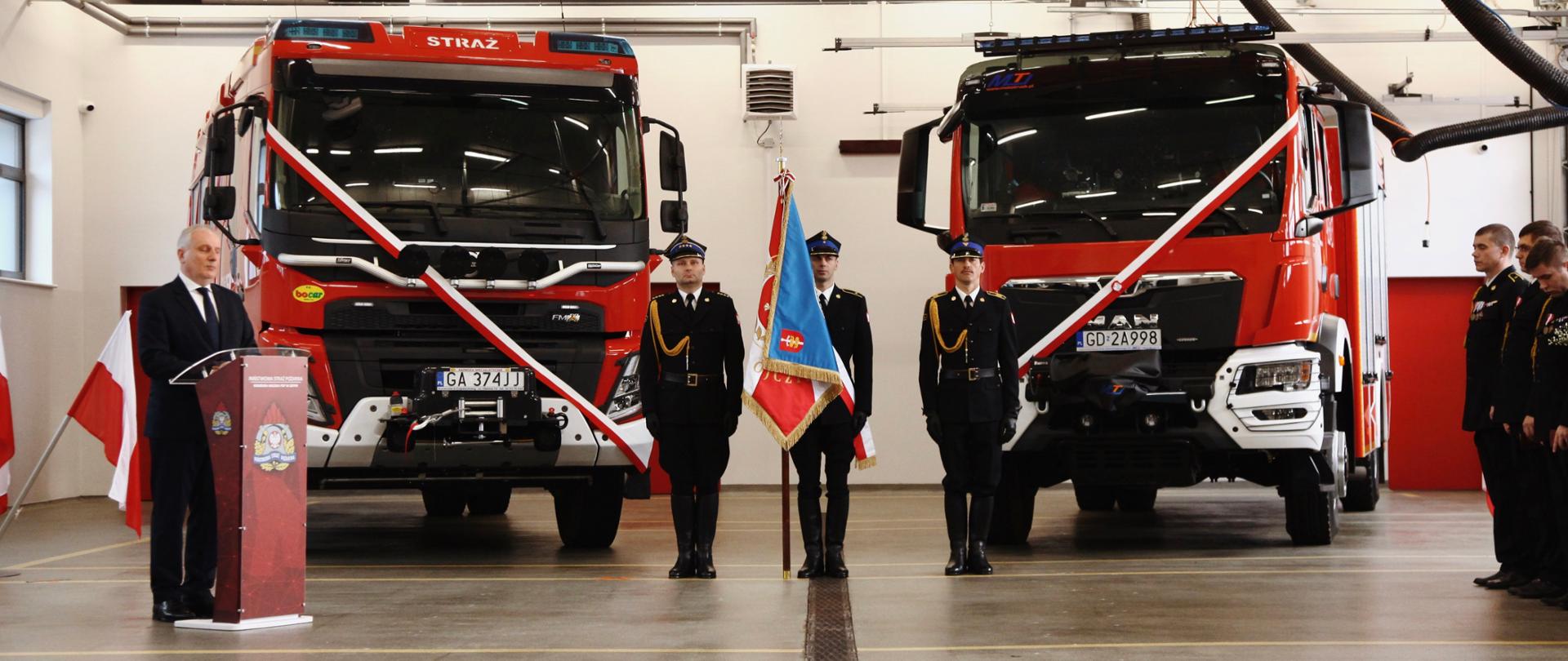 UROCZYSTA ZBIÓRKA Z OKAZJI 104. ROCZNICY ODZYSKANIA PRZEZ POLSKĘ NIEPODLEGŁOŚCI