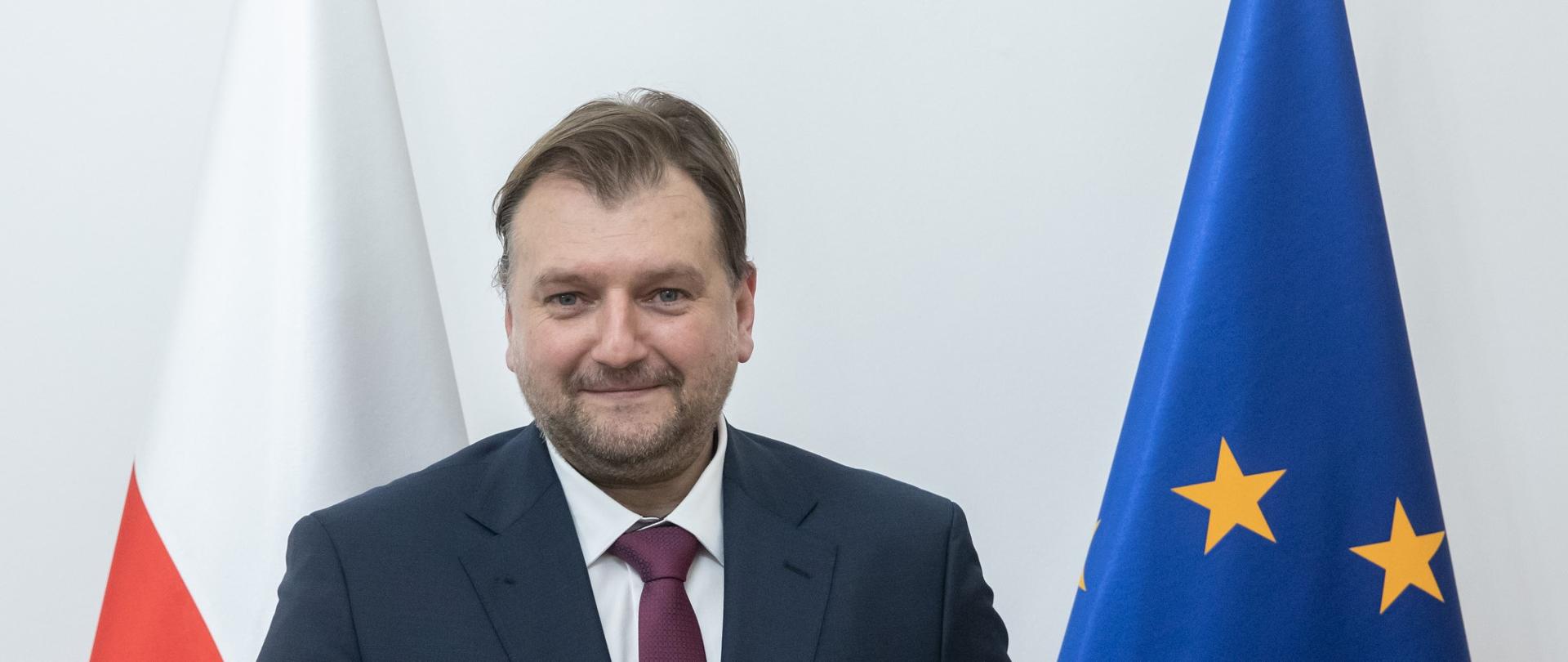 2021.12.20 Warszawa . Minister Zbigniew Rau . Nominacja ambasadorska . Ambasador Jakub Slawek , ZEA .
Fot. Tymon Markowski / MSZ