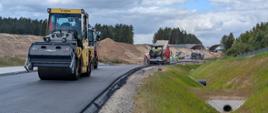 Walce na budowanej drodze