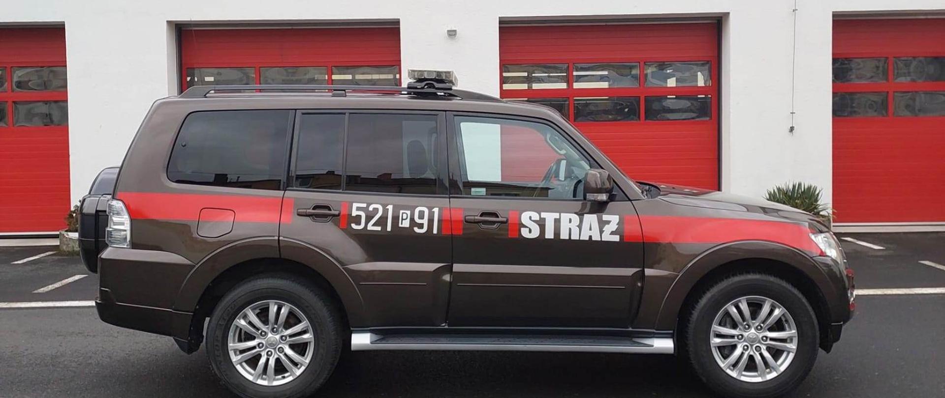 Pozyskany w użytkowanie samochód terenowy MITSUBISHI PAJERO będący dotychczas w zasobach Komendy Głównej Państwowej Straży Pożarnej.