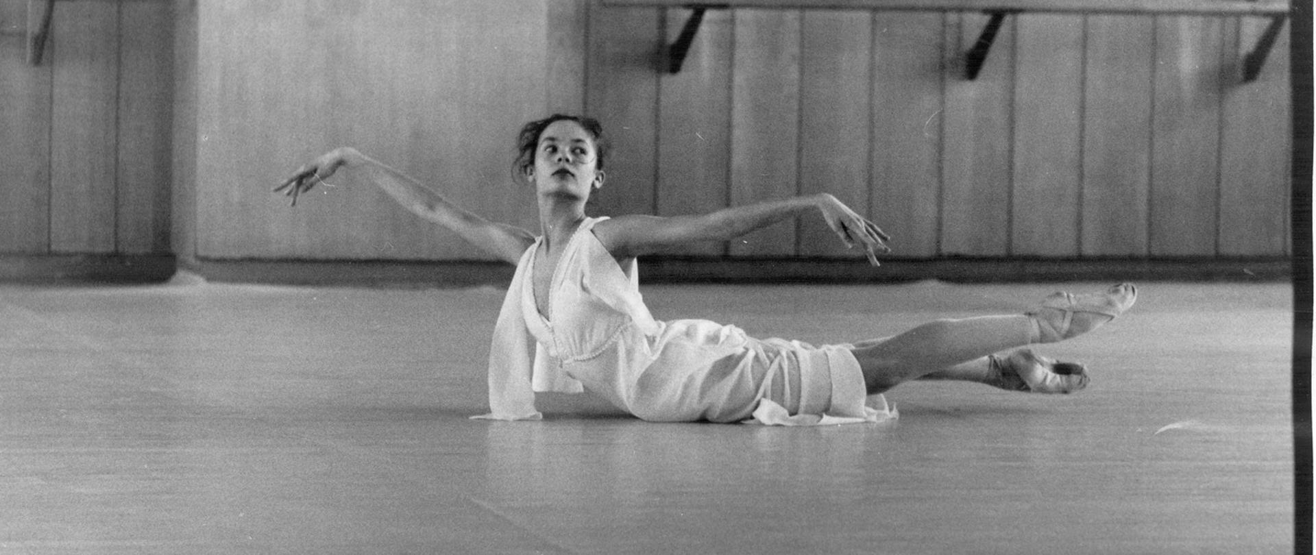 Kolejne strony kroniki szkolnej 