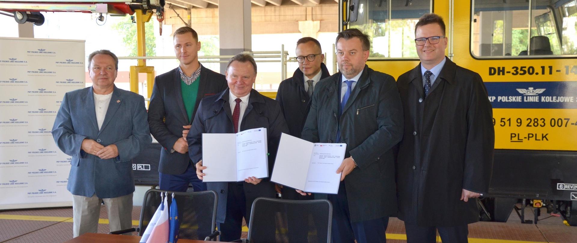 Umowa na dofinansowanie ze środków unijnych zakupu pojazdów specjalistycznych dla PKP PLK