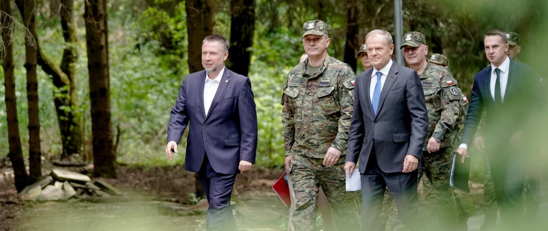 Wizyta premiera Donalda Tuska oraz ministra Marcina Kierwińskiego w Ośrodku Konferencyjno - Szkoleniowym Straży Granicznej w Otwocku