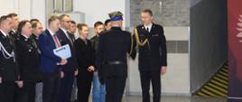 Uroczysta zmiana służby, przejście na zaopatrzenie emerytalne st. ogn. Piotr Kramer - starszy technik sztabowy w Wydziale Operacyjno-Szkoleniowym. 