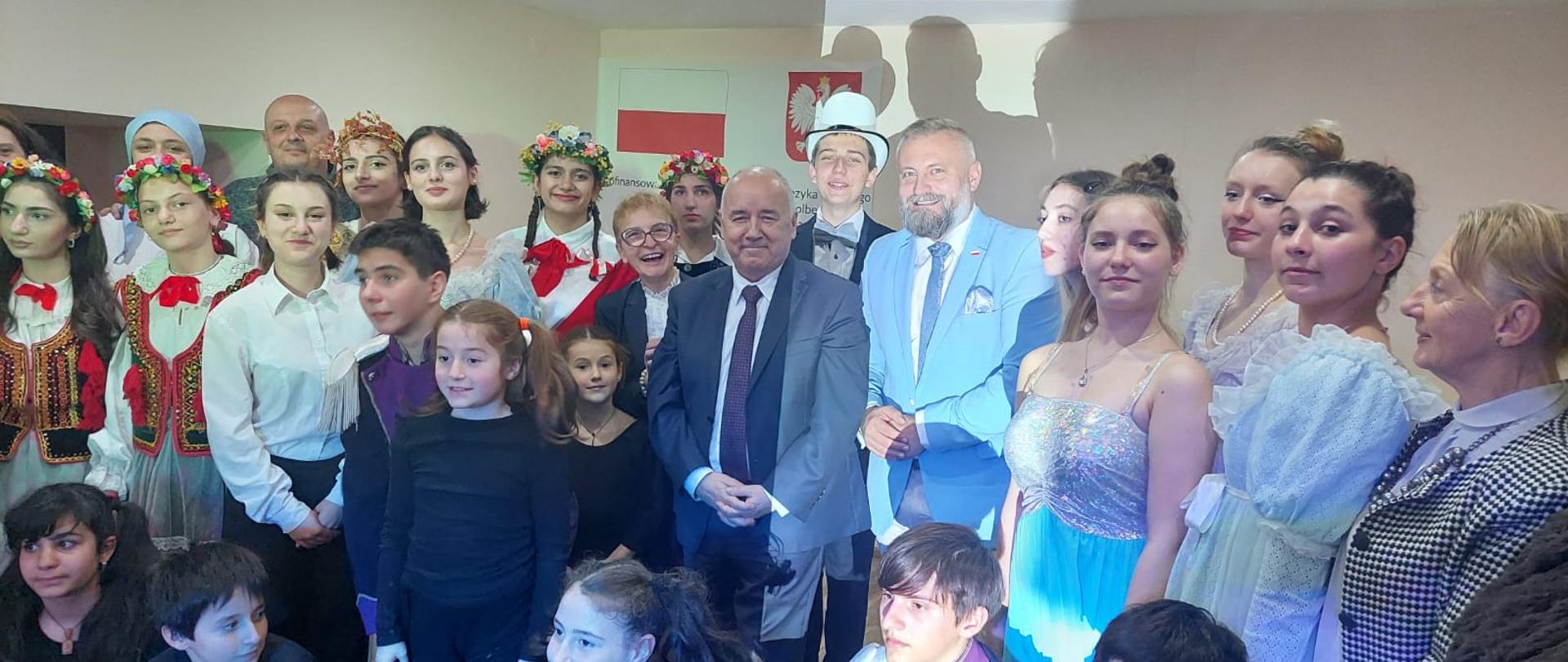 Wizyta Dyrektora Instytu Promocji Języka Polskiego im. Maksymiliana Kolbego Jacka Janowiaka w Szkole Polskiej im. Św. Królowej Jadwigi w Tbilisi