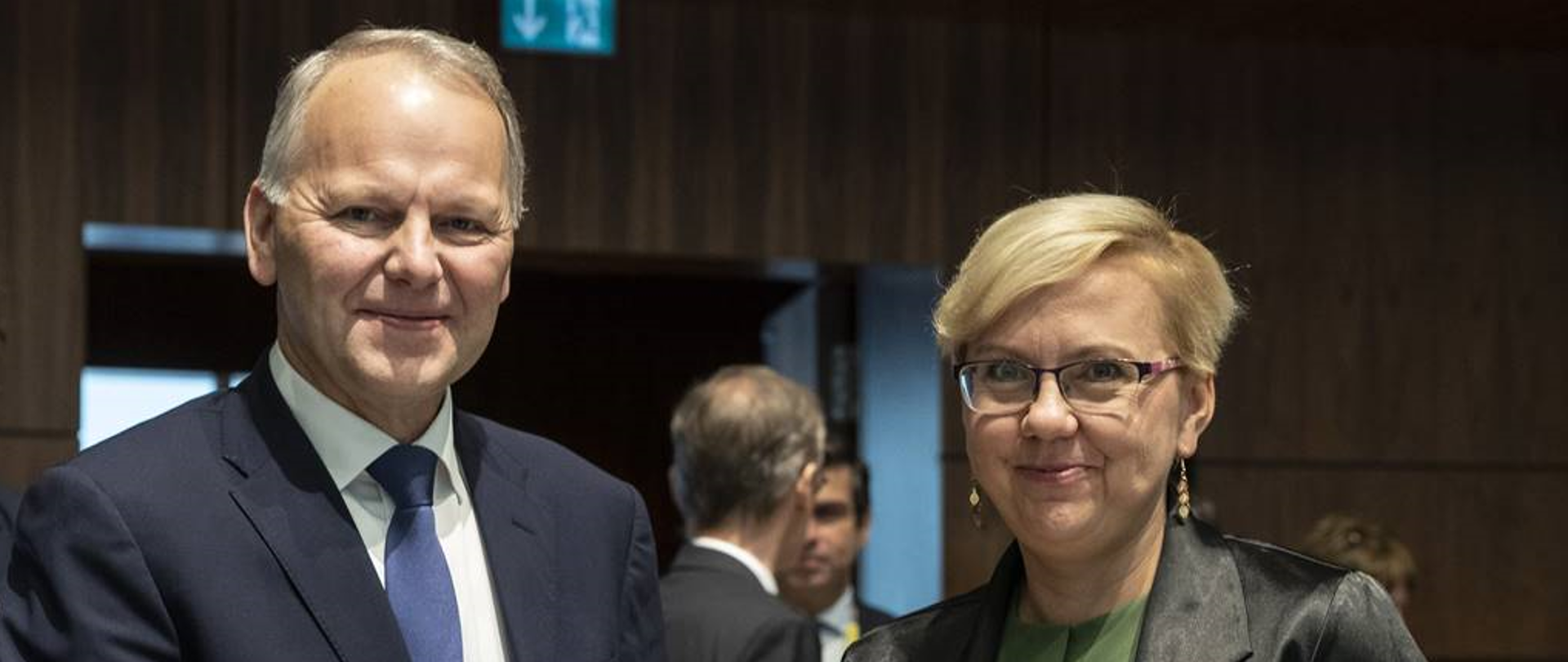 Anna Moskwa wiceminister wraz z ministrem Jan Leppa 