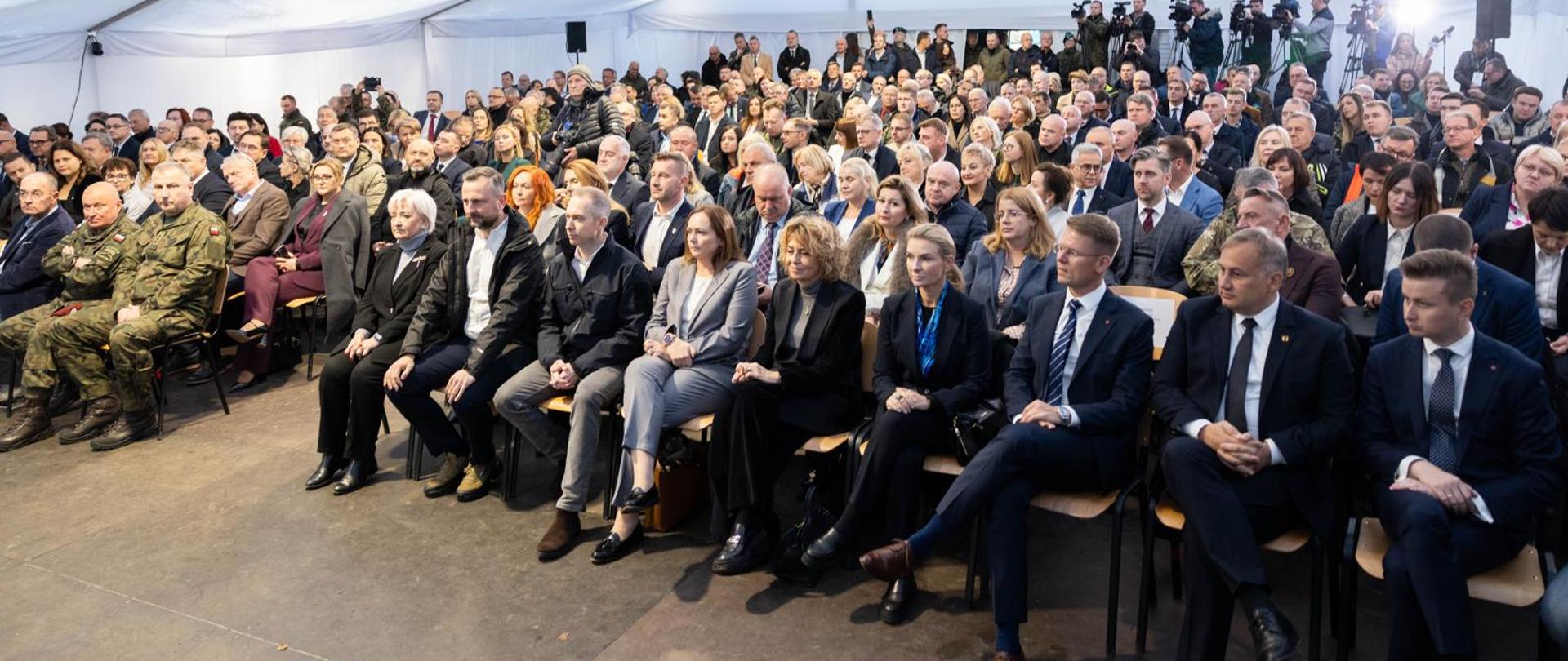 Uczestnicy konferencji „Szpitale Przyjazne Wojsku” 