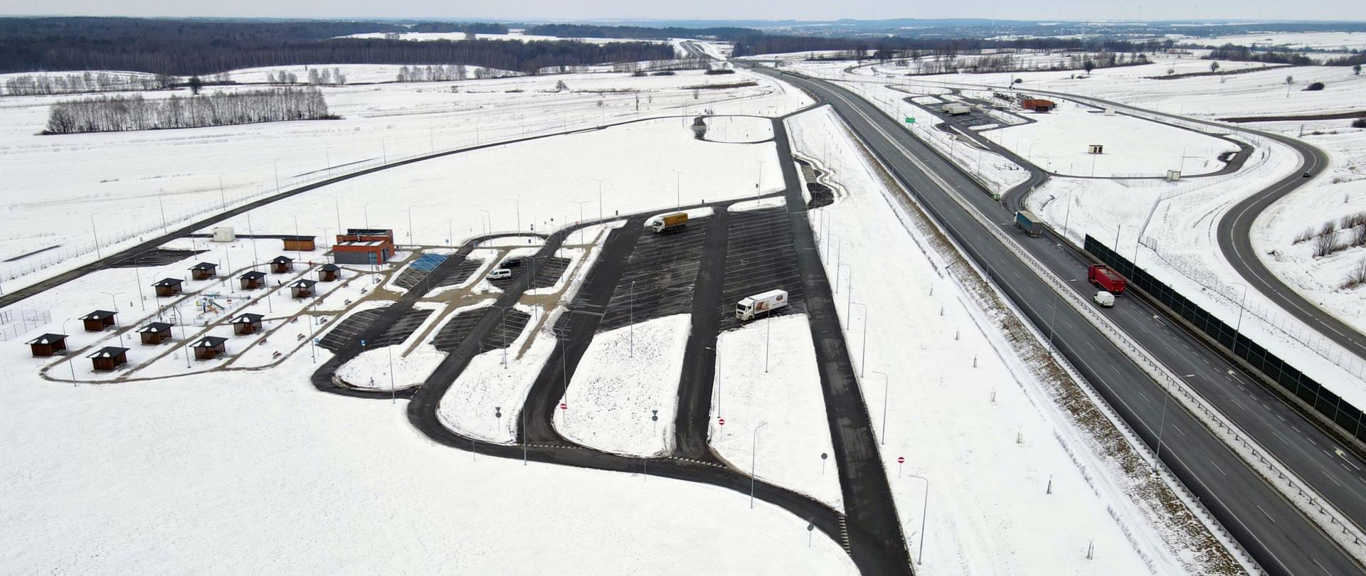 Para MOP Słodków przy drodze S19