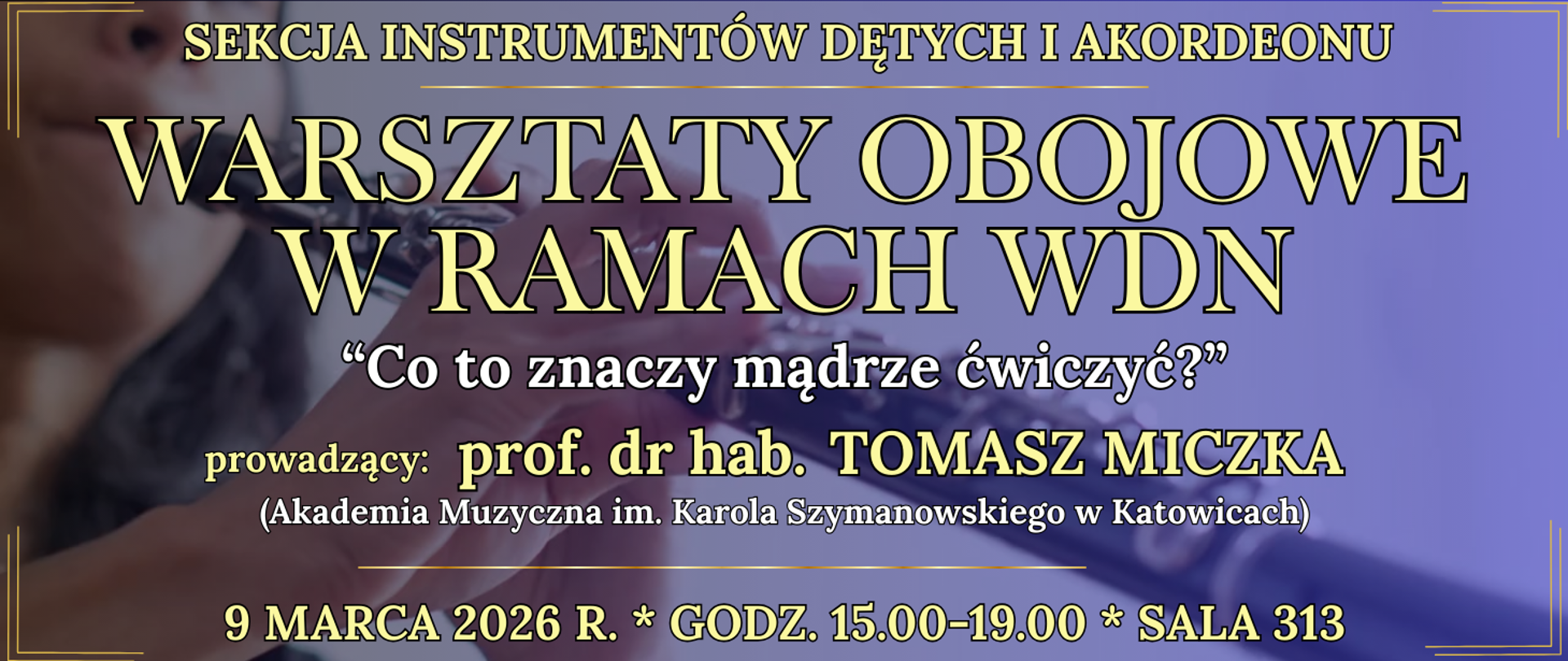 baner w tle osoba grająca na oboju oraz informacja o wydarzeniu