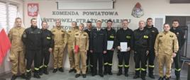 Wspólne zdjęcie funkcjonariuszy KP PSP w Makowie Mazowieckim