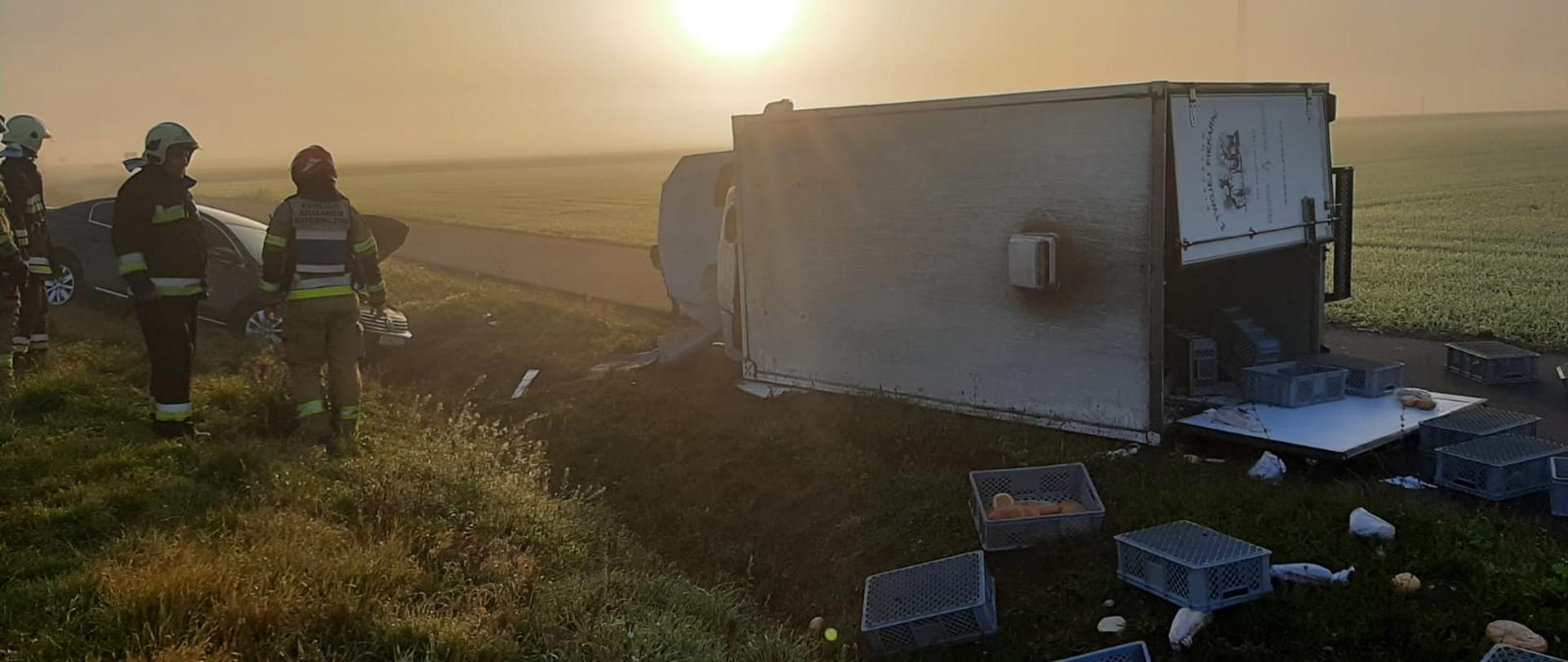 Zderzenie dwóch pojazdów na drodze krajowej nr 32