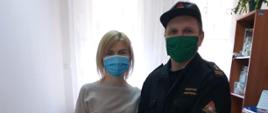 Strażacy rozpoczęli kolportaż ulotek informacyjnych na temat profilaktyki oraz szczepień przeciwko COVID-19