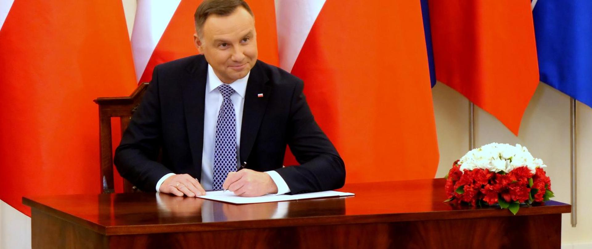 Prezydent podpisał ustawę o dodatku solidarnościowym