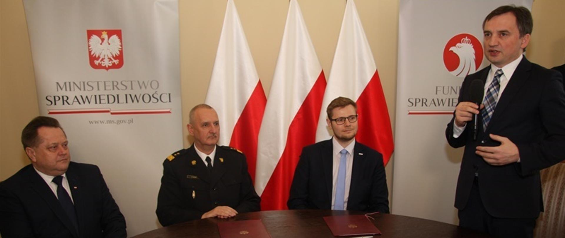 Uroczystość podpisania umowy o współpracy z Państwową Strażą Pożarną