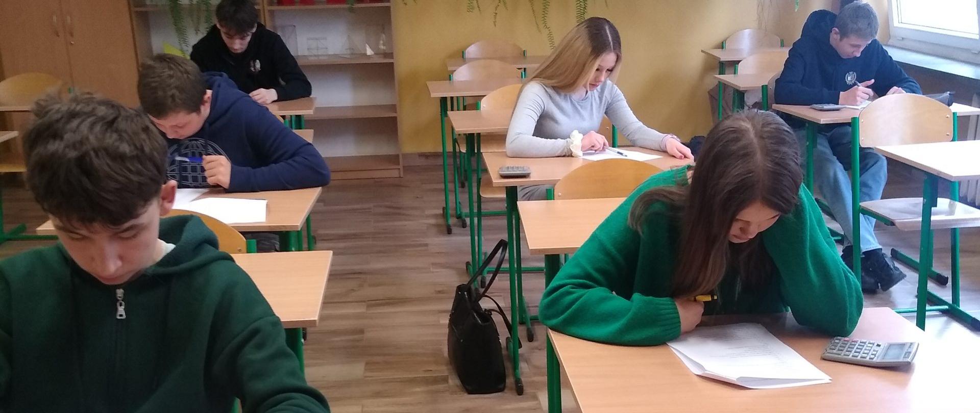 Wewnątrzszkolny konkurs matematyczny "matematyka z liczbą PI"