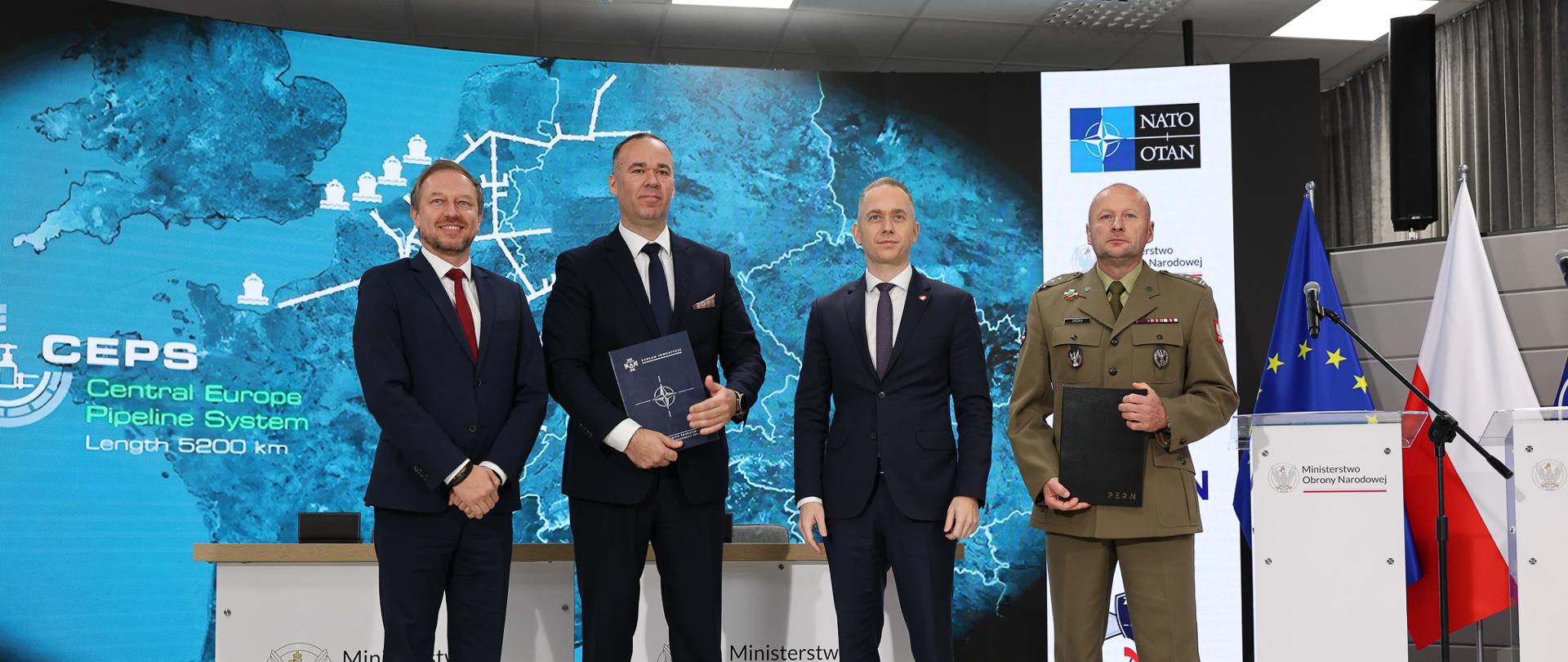 Podpisano wstępne porozumienie w sprawie połączenia polskich rurociągów z systemem paliwowym NATO _Fot1