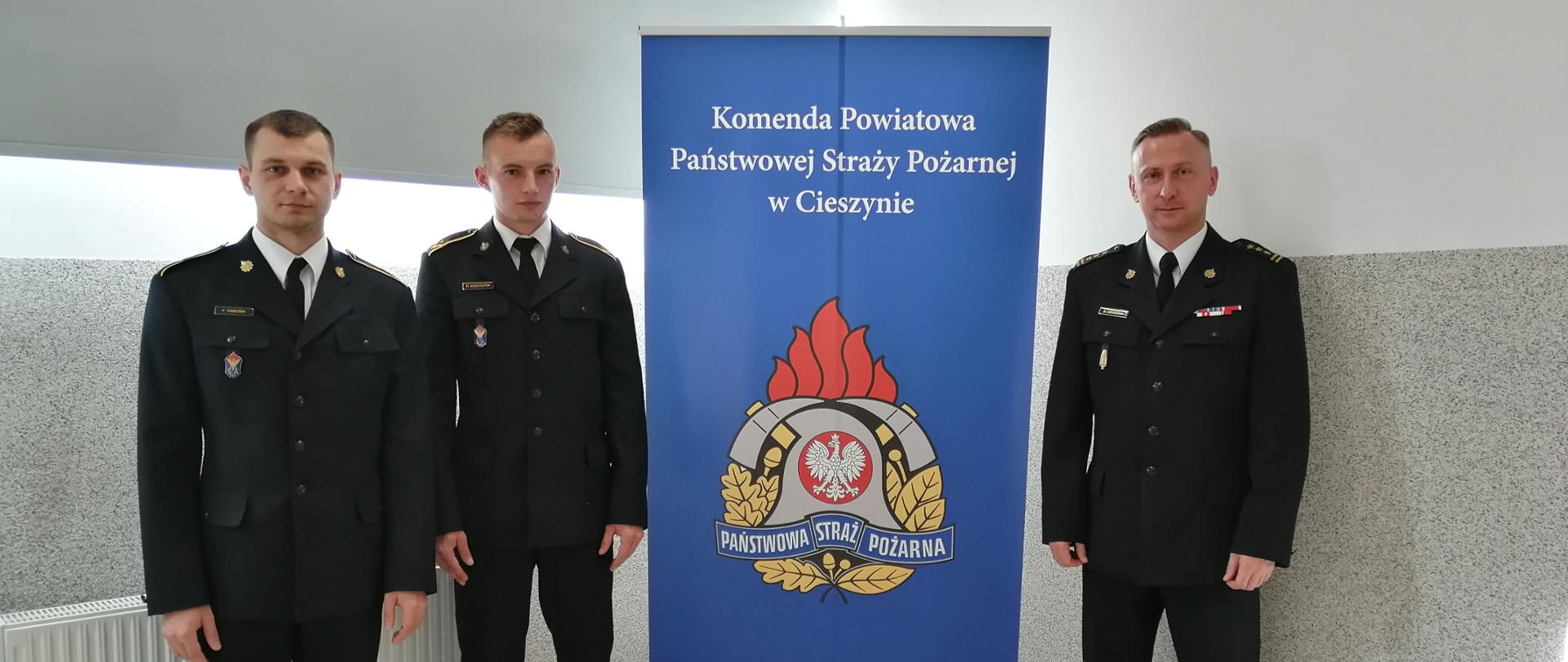 Nowi strażacy w Komendzie PSP w Cieszynie 