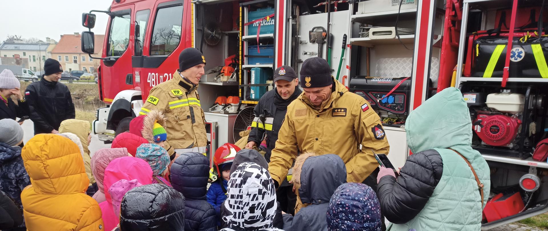 Pierwszy dzień wiosny pt. „Aktywni Błękitni witają wiosnę”