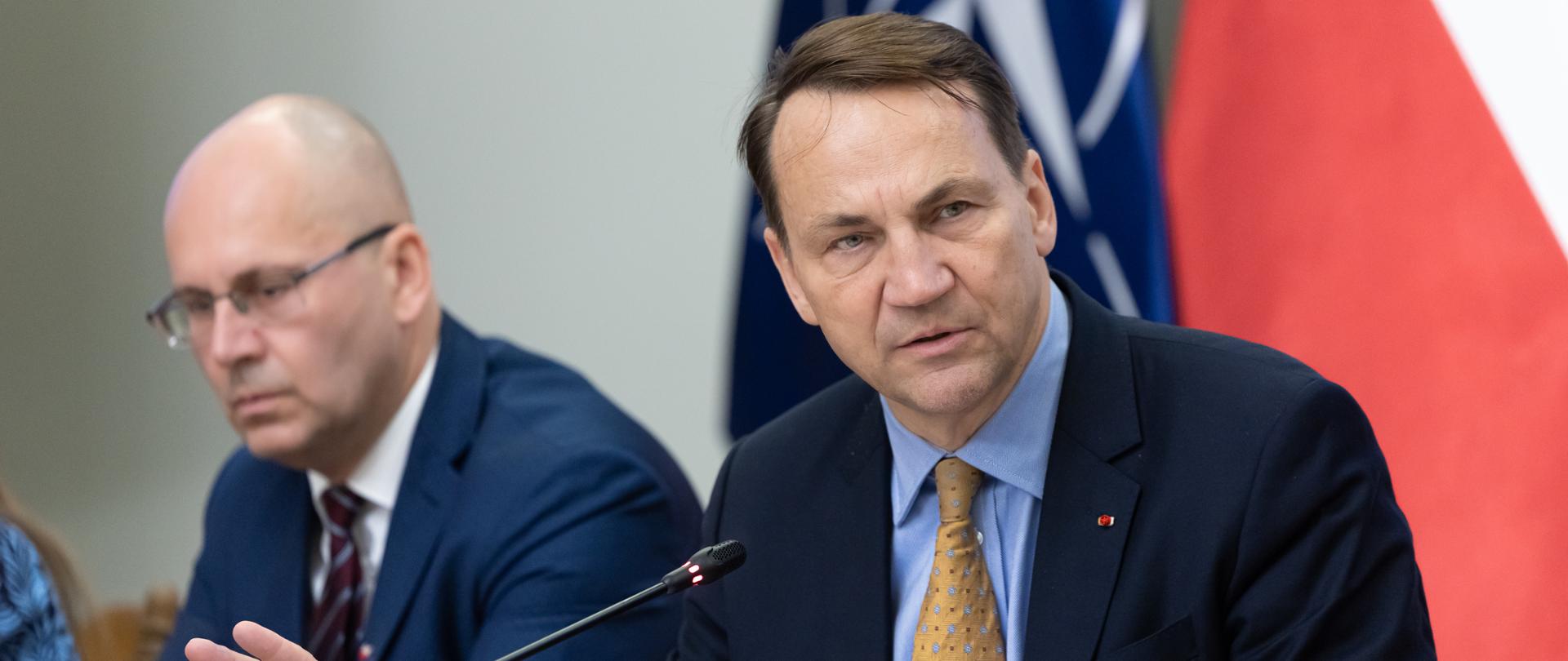 Miss Big Anusning surati